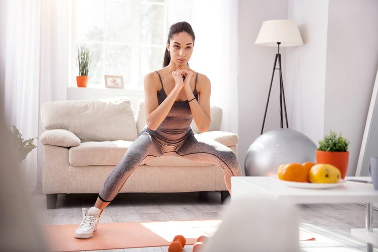 筋トレは風呂前と後どちらがいい 効果的なタイミングやメニュー 筋トレは風呂前と後どちらがいい 効果的なタイミングやメニュー