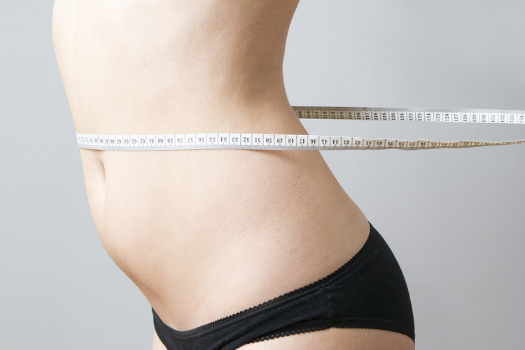 胃の上の脂肪は姿勢が原因 上腹を凹ませる簡単エクササイズ
