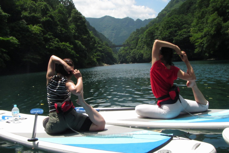 YOGA on SUP ～レイクヨガの魅力と特色