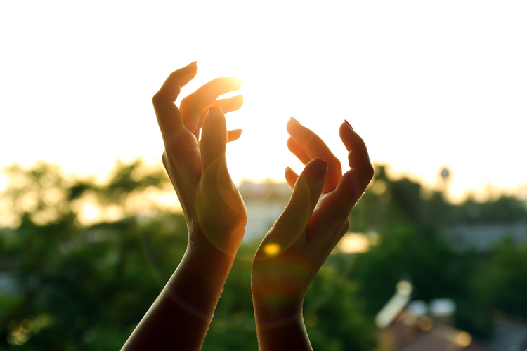いつまでも美しい手肌でいたい!ネイリストが教える手肌の紫外線対策