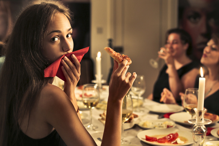 ダイエット中でも外食を満喫!太らない夜の外食ルール・3選