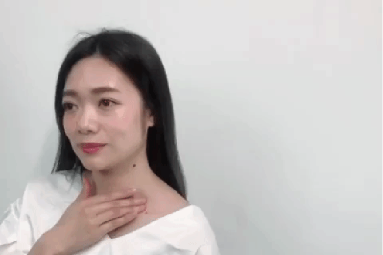 太ってないのにアゴがない 二重あご撃退 スッキリ小顔マッサージ