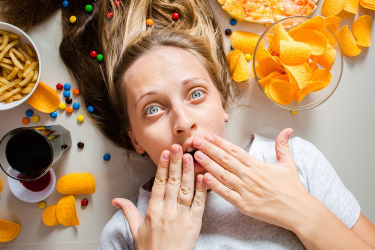 スイーツがやめられない!食事の代わりに食べると・・・