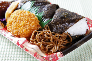 コンビニフード選びの秘訣！裏面表記の正しい見方と要注意甘味料
