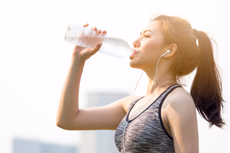 お水の飲みすぎに注意して