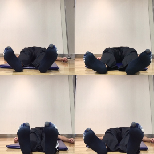 つま先の開き具合チェック