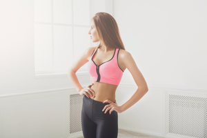 女性らしいスリムボディを目指すとき、セルフ筋トレしにくい部位、しやすい部位は？