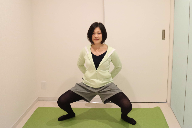 全身を目覚めさせる！下半身を鍛えるスクワット