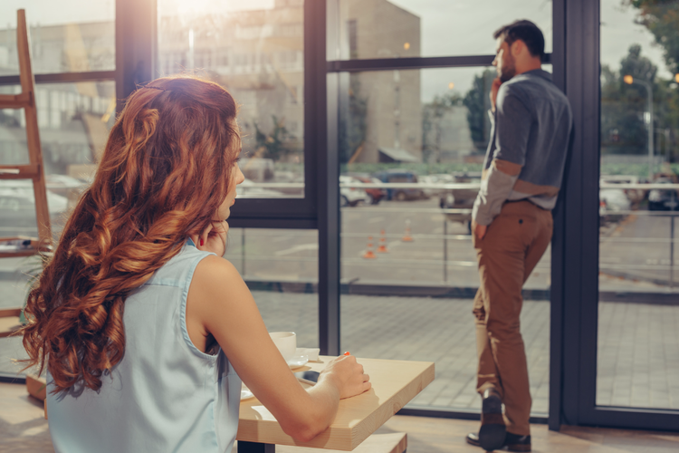 ダメだとわかっても止められない……。既婚男性に心が揺れたときのストップのかけ方