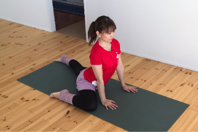 生理時には骨盤底筋エクササイズで身体を内側から温めて生理時の辛い症状を和らげましょう。