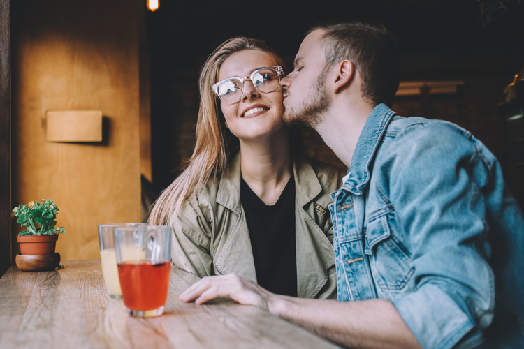 発表!彼を浮気しない男にする<3つの極意>