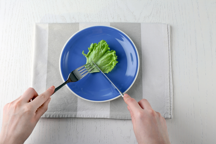 野菜だけじゃ代謝アップできない！？スリムになる食べ方のコツとは？