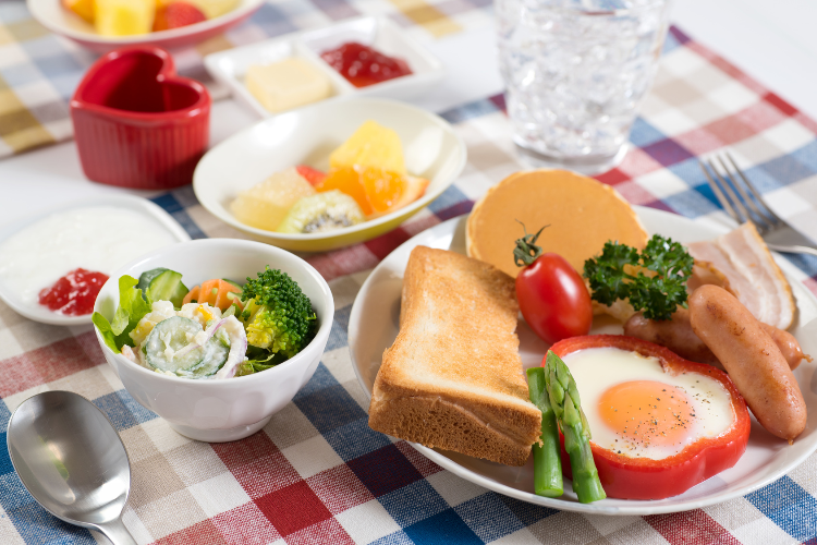 朝食