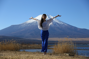 立ったままできる！肩こり解消＆上半身引き締め