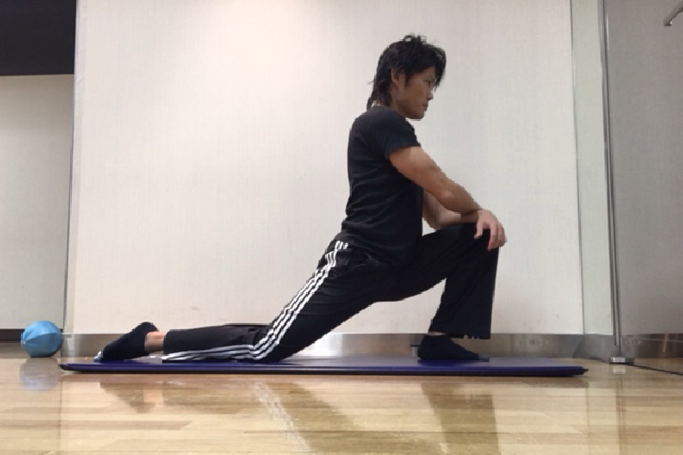 腸腰筋へのストレッチ