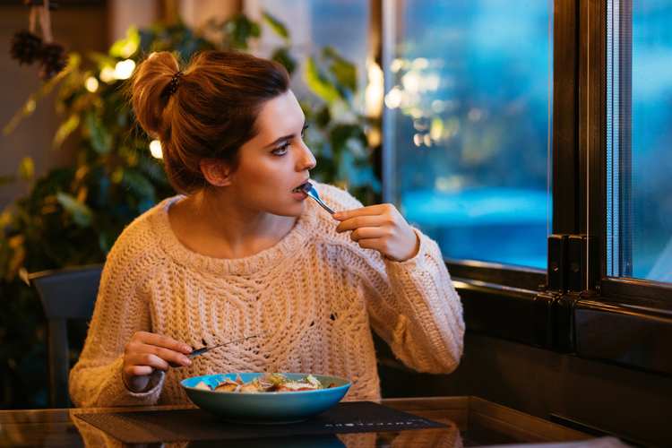 冬太りを戻したい!そんなあなたに食べる順番を変えるとなぜ痩せられるのかを解説!!