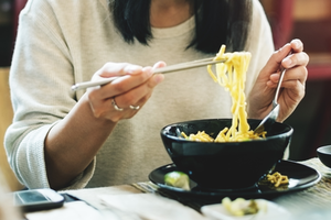ビールに揚げ物、ラーメンにお菓子・・好きなものを食べ過ぎた・・！と思った時にしたい3つのこと！