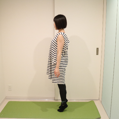 つま先立ち