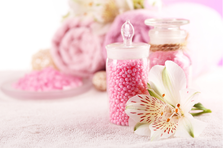 ピンク色の入浴剤のイメージ