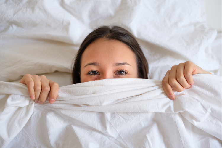 疲れ切って眠れない…そんな方に実践してほしい3つの事