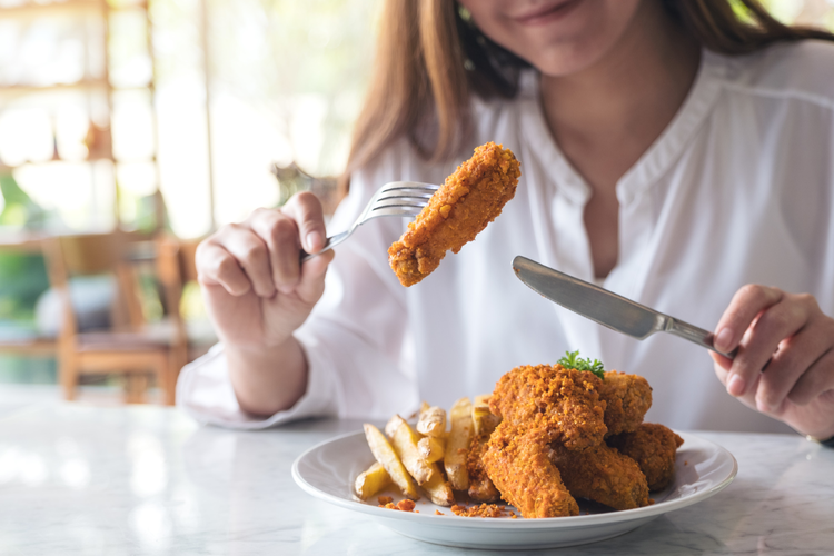 これで脂っこい食事も怖くない？美ボディをつくる賢い食べ合わせ