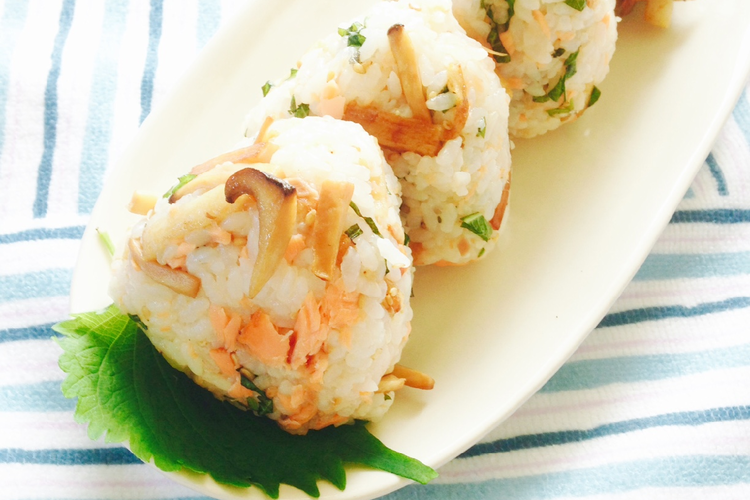 【レシピ付き】特別な食材がなくてもOK！身近な食材で作る秋の薬膳おにぎり♡