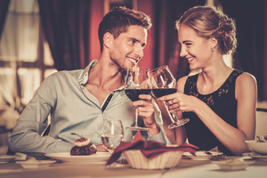 大人男性が初デートで女性からされて“嬉しいこと”と“困ること”とは？