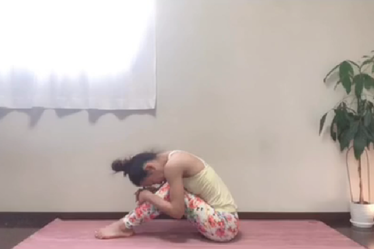 くびれ ストレッチ