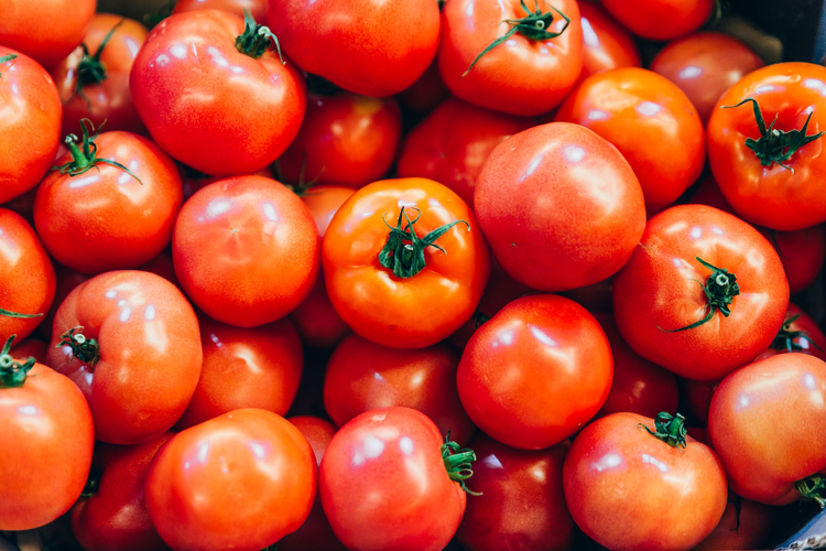 トマトジュースの効果 リコピンの抗酸化作用で健やかな肌作りを