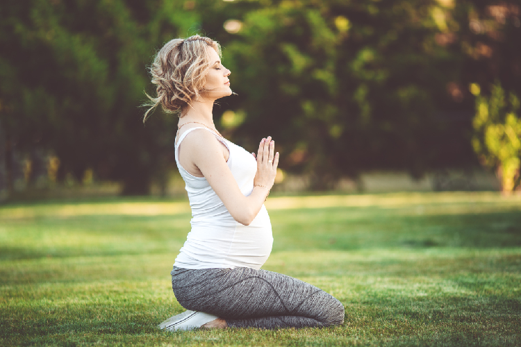 マタニティヨガ