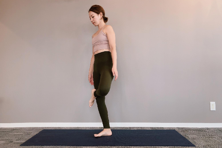 お尻のストレッチ方法2