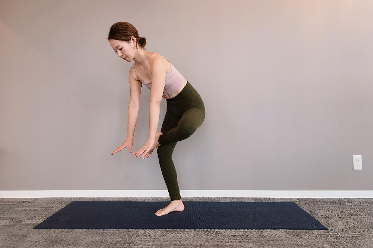 お尻のストレッチ方法3