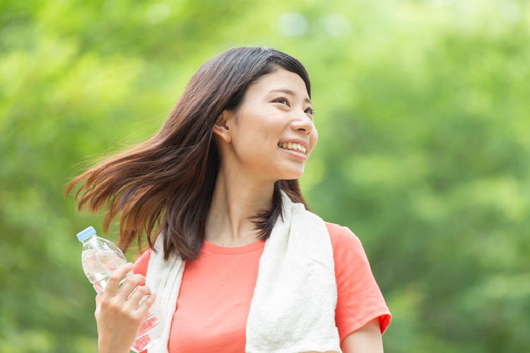 運動後の女性