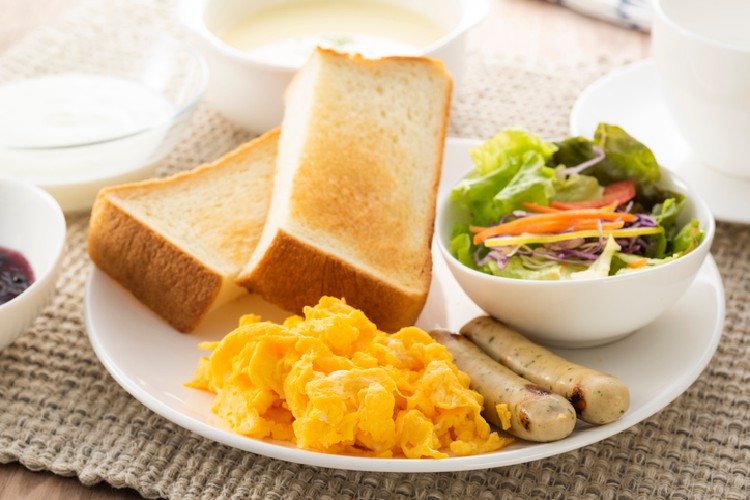 洋食の朝ごはん
