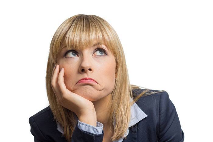 見た目年齢は簡単に変えられる!【不満顔とアゴのたるみ解消法】
