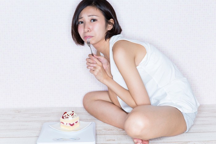 ダイエットに挫折しそうなイメージ