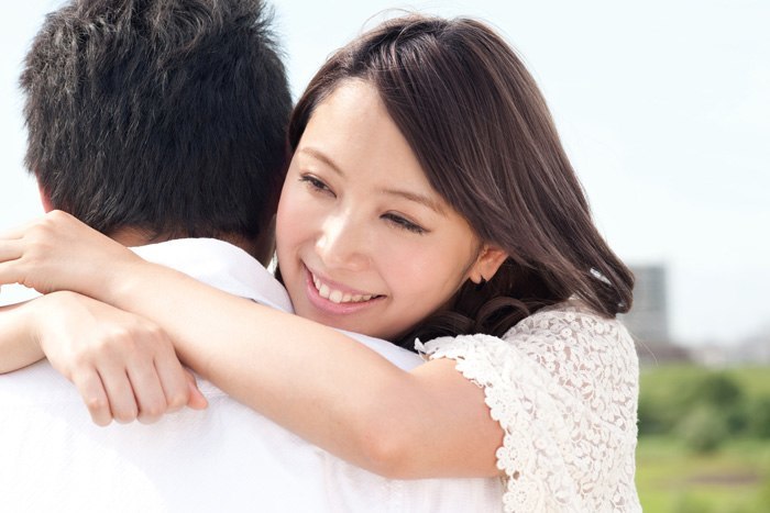 人気芸能人妻から学ぶ、愛され上手の秘訣4つ