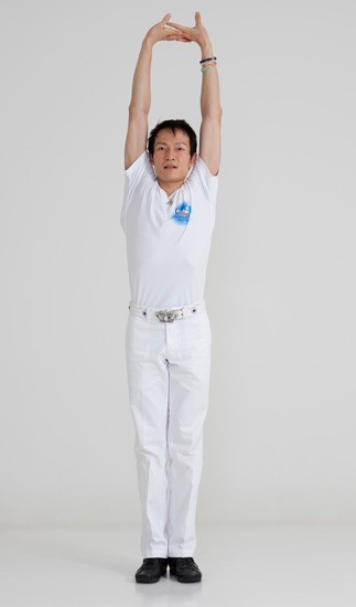 バストアップするイメージと共に気持ちよく伸ばそう！