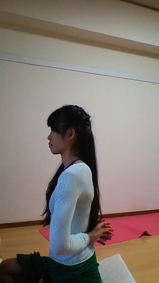 肩甲骨寄せ離しのイメージ