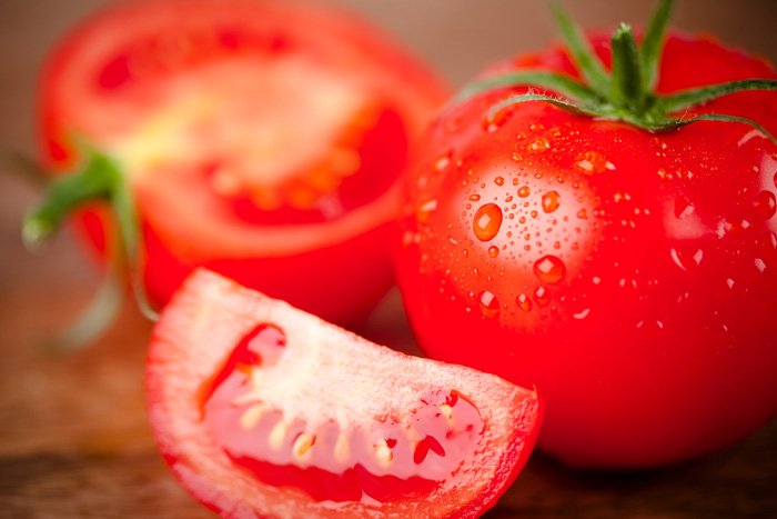 ダイエットにもアンチエイジングにも効く！真っ赤な食材「トマト」の秘密