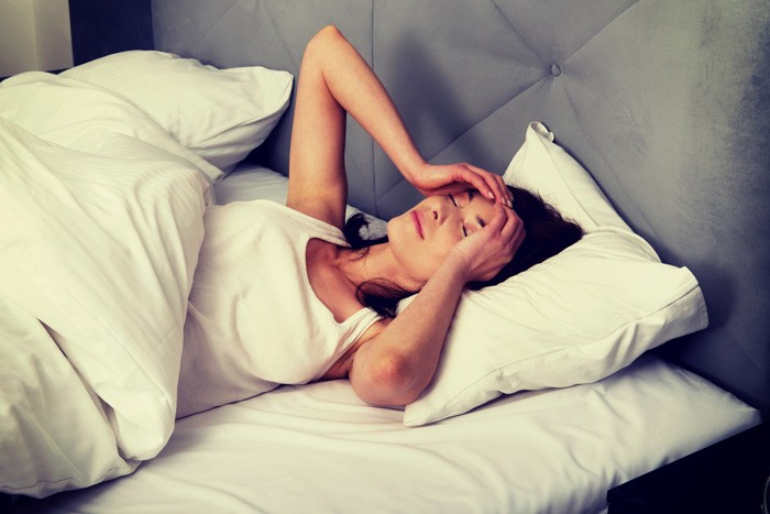 眠りが浅い意外な原因!健康のために続けている〇〇〇が良くないって本当?