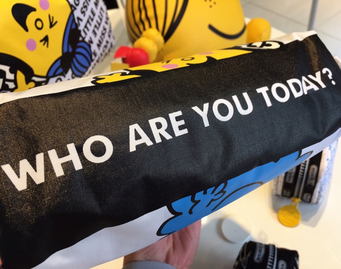 LeSportsac×ミスターメンアンドリトルミスのポーチ