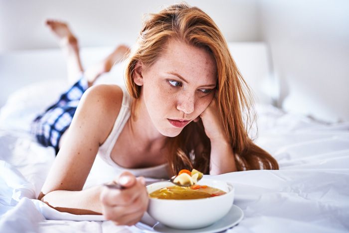 無理やりの食事のイメージ