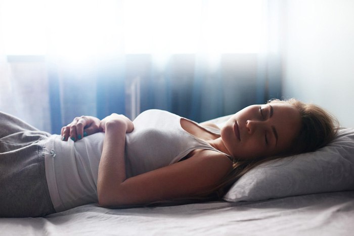 眠るイメージ