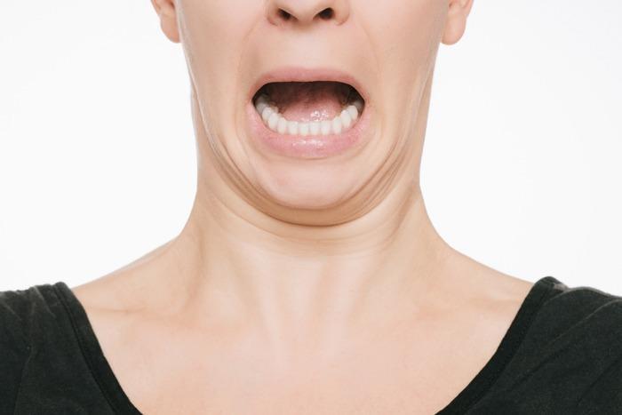 もっとも年齢が出やすいパーツ「首」のケア方法を教えて!