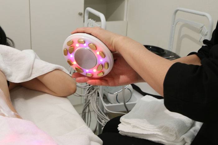 LEDライトがぴかぴか光っているDr.J EVOLUTION