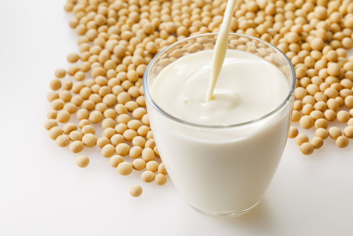 薄毛には豆乳が効く?豆乳の効果を徹底解説